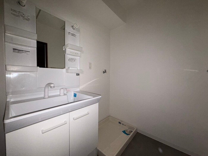 物件内観写真15　(収納)