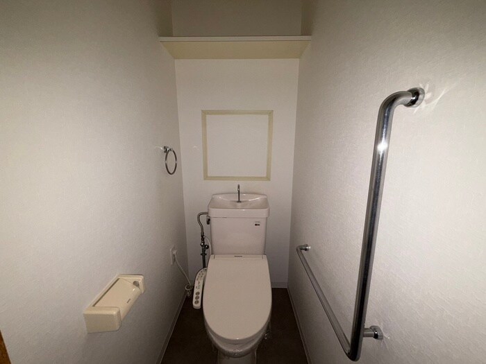 物件内観写真16　(トイレ)