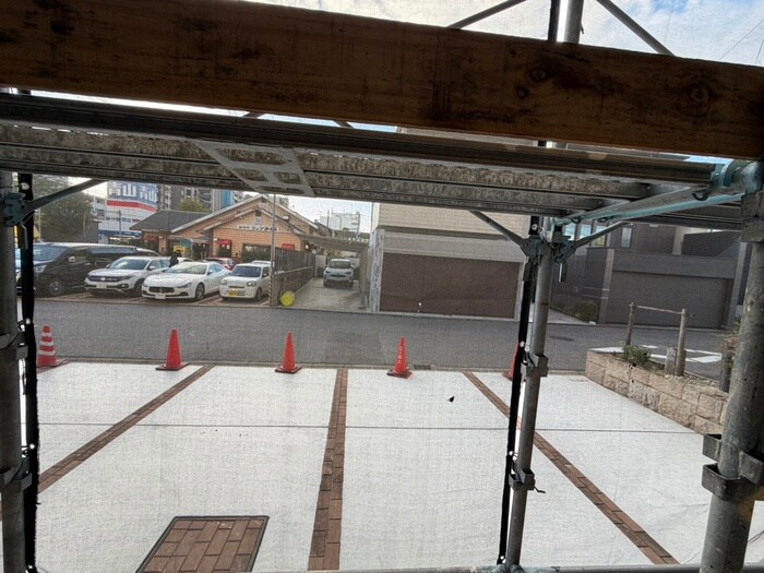 物件内観写真22　(室内からの展望)