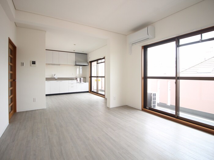 物件内観写真7　(居室)