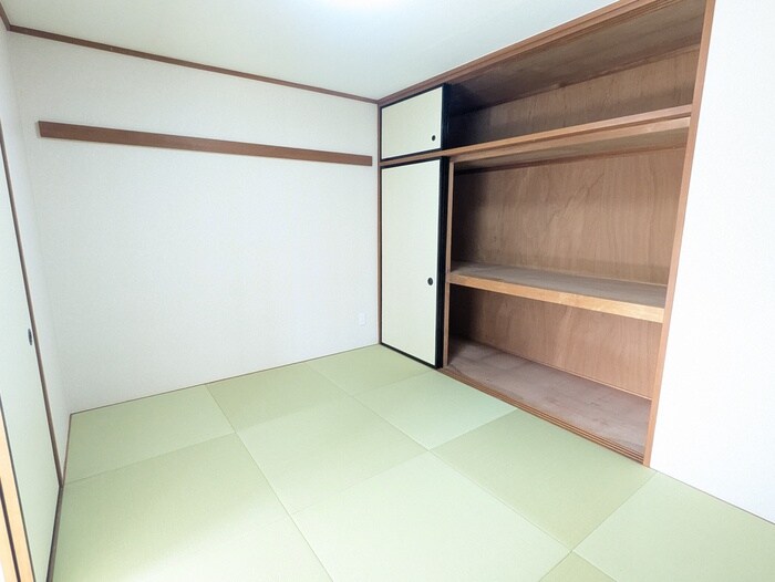 物件内観写真9　(居室)