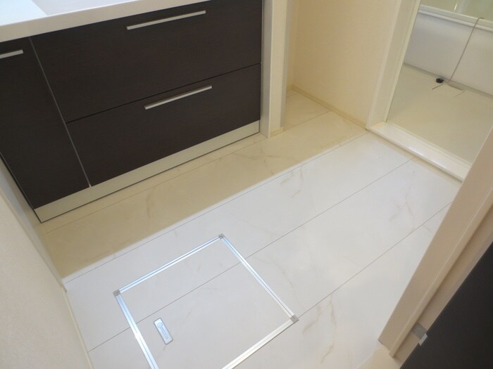 物件内観写真18　(洗面)