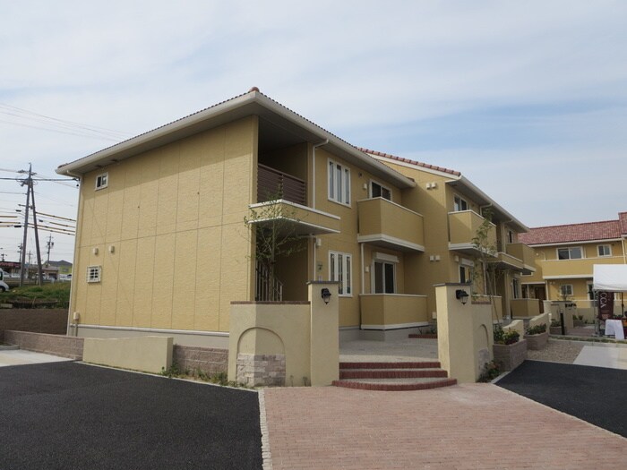 物件外観写真1　(外観写真)