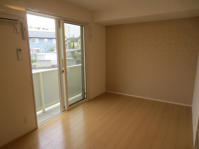 物件内観写真6　(居室)