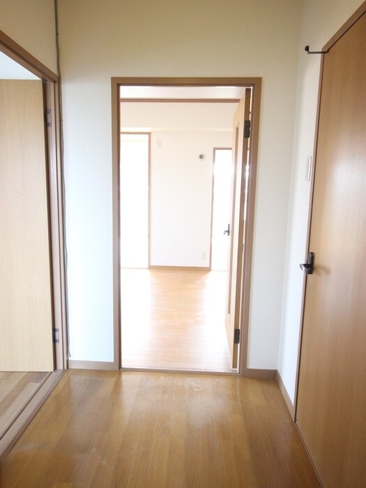 物件内観写真20　(玄関)
