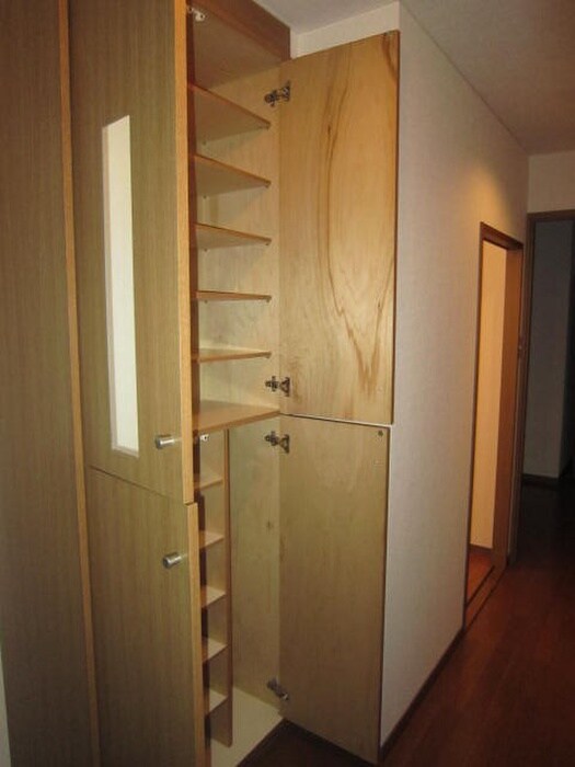 物件内観写真7　(靴箱)