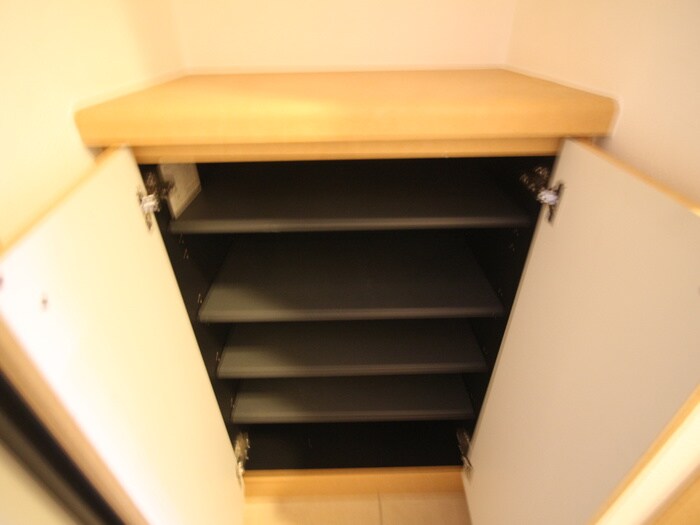 物件内観写真14　(靴箱)