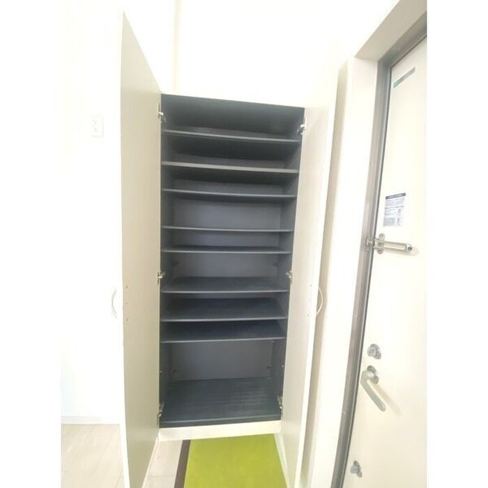 物件内観写真16　(靴箱)