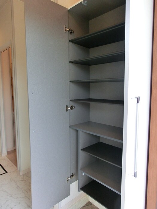 物件内観写真9　(靴箱)