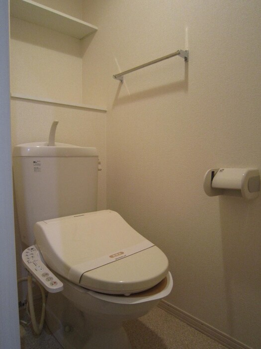 物件内観写真13　(トイレ)