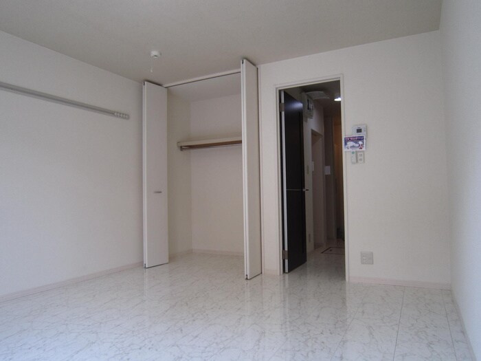 物件内観写真18　(居室)