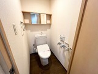 物件内観写真16　(トイレ)