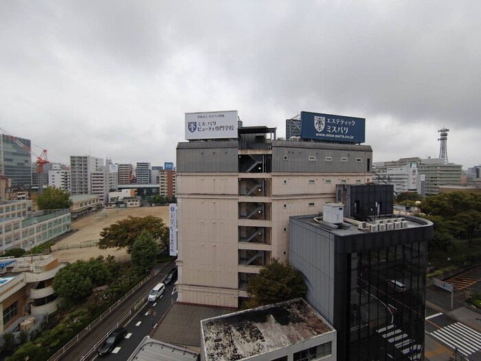 物件内観写真22　(室内からの展望)