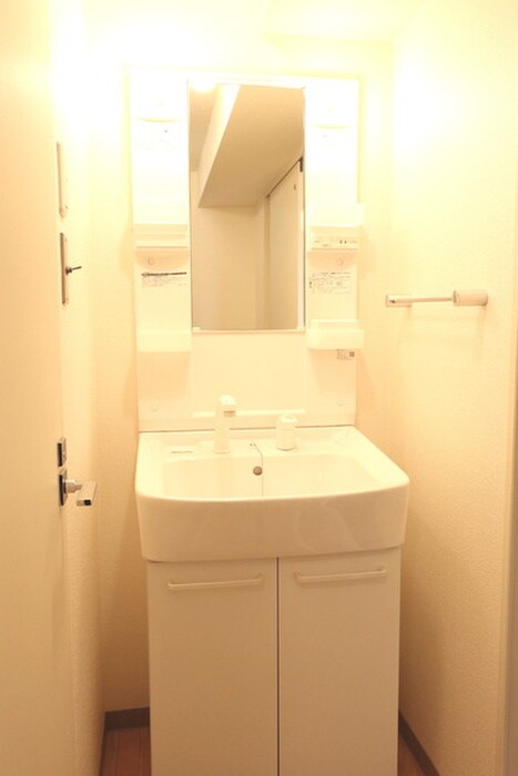 物件内観写真8　(洗面)