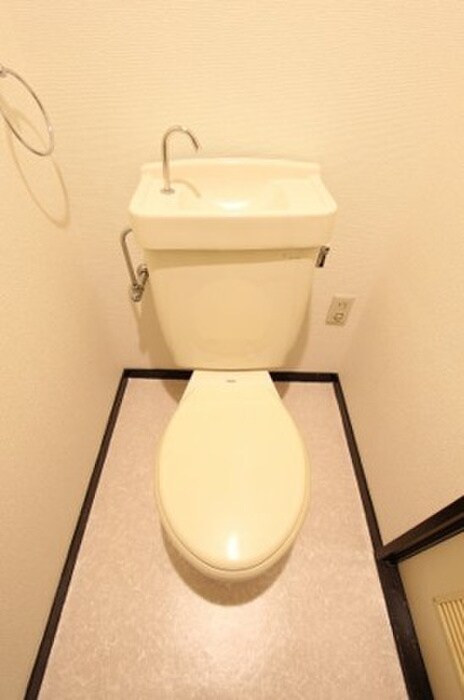 物件内観写真9　(トイレ)