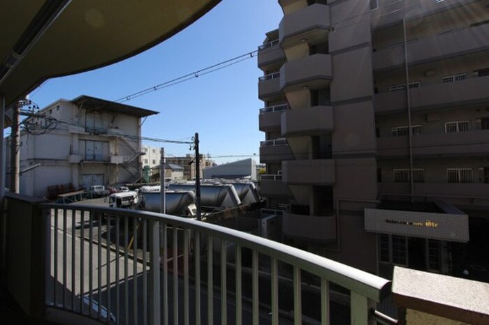 物件内観写真14　(室内からの展望)