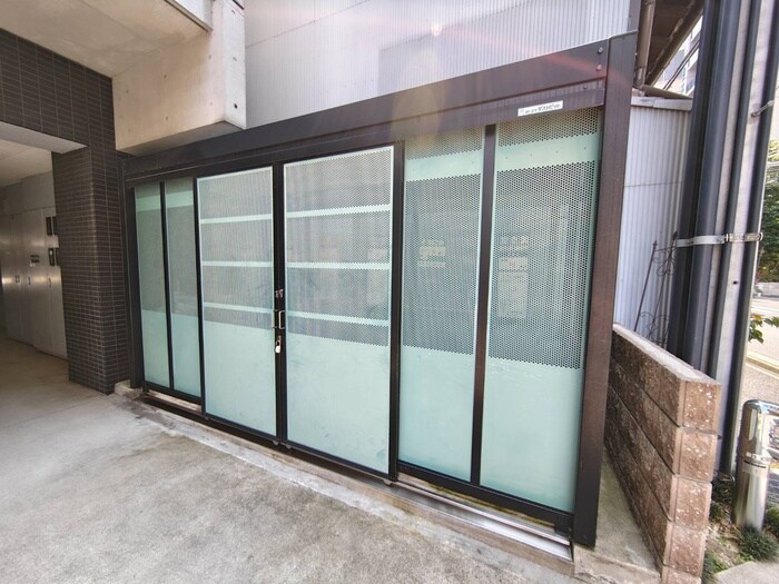 物件外観写真6　(建物設備)