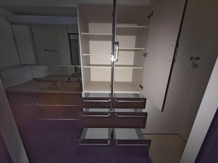 物件内観写真21　(収納)