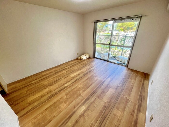 物件内観写真10　(居室)