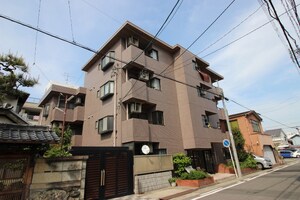 サンロイヤル外観写真