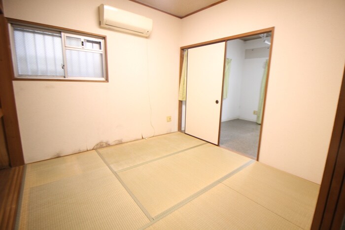 物件内観写真9　(居室)