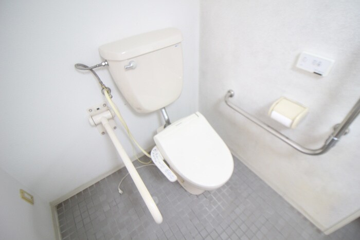 物件内観写真16　(トイレ)