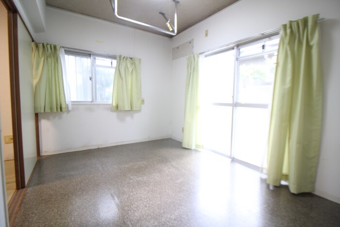 物件内観写真18　(居室)