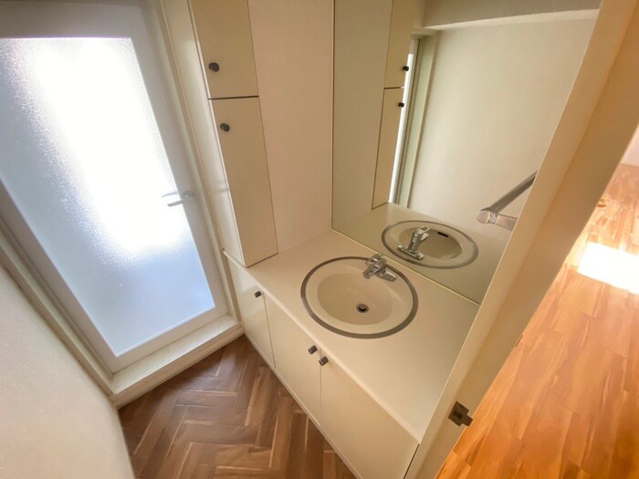 物件内観写真10　(洗面)