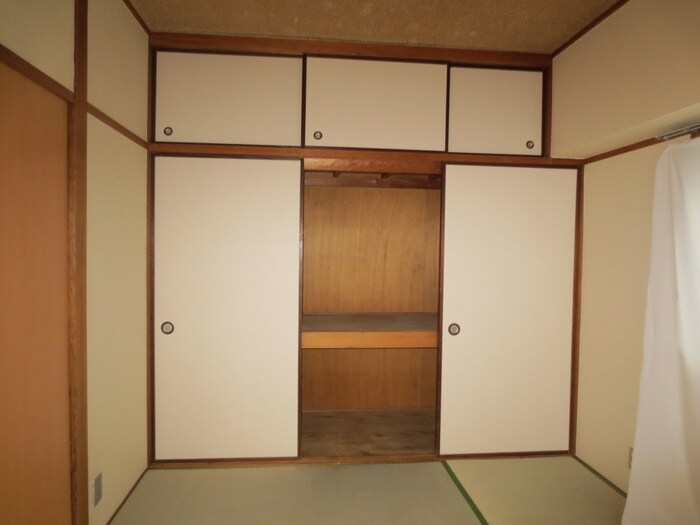 物件内観写真11　(収納)
