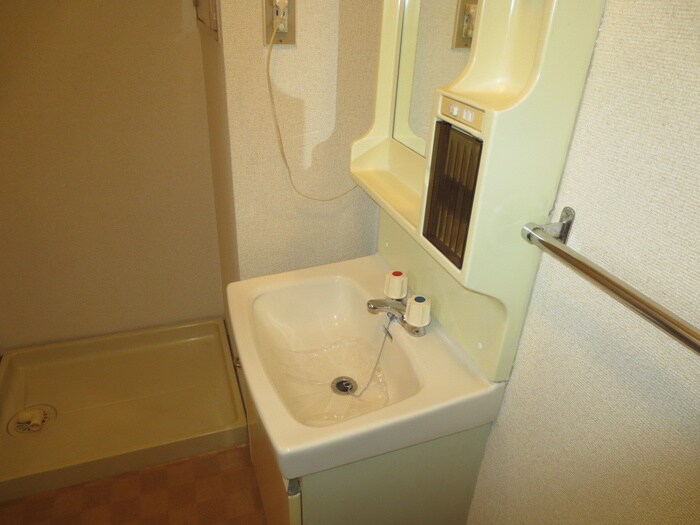 物件内観写真15　(洗面)