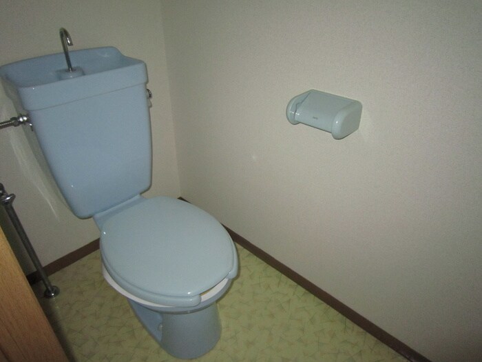 物件内観写真11　(トイレ)