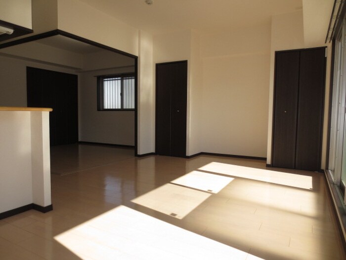 物件内観写真5　(居室)