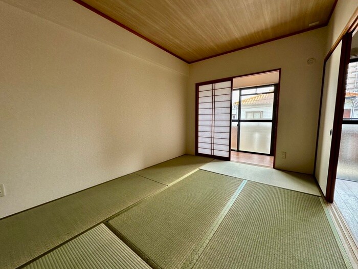 物件内観写真8　(居室)