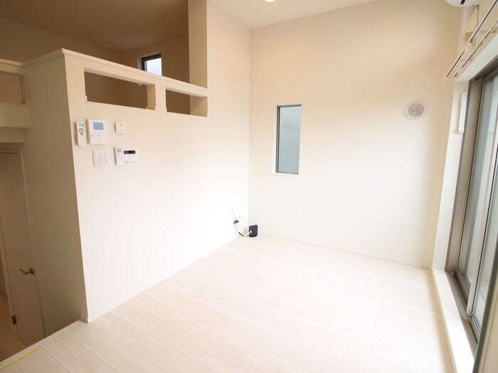 物件内観写真18　(居室)