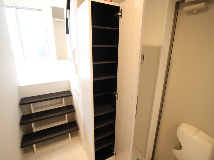 物件内観写真20　(靴箱)