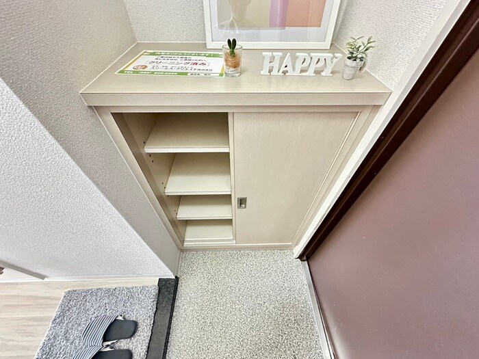 物件内観写真18　(靴箱)