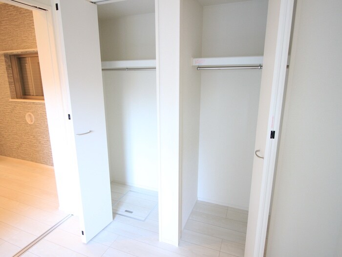 物件内観写真11　(収納)