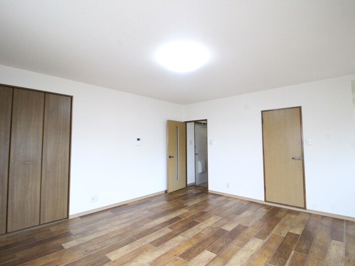 物件内観写真9　(居室)