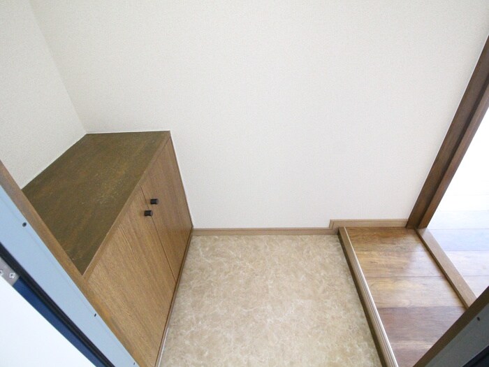 物件内観写真22　(玄関)