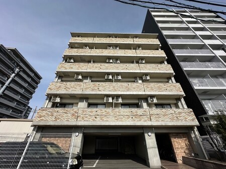 メゾンエルブロック外観写真