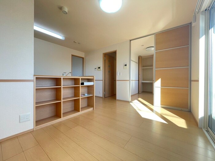 物件内観写真7　(居室)