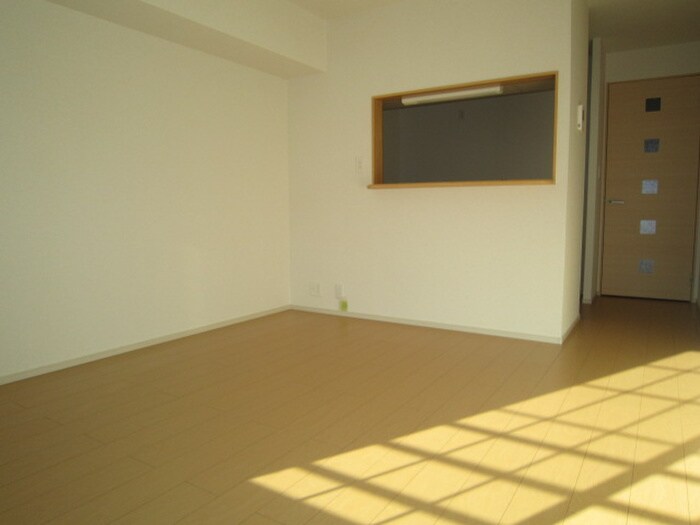 物件内観写真4　(居室)