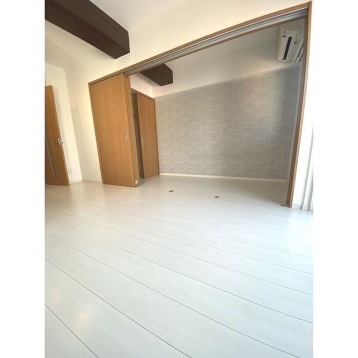 物件内観写真10　(居室)