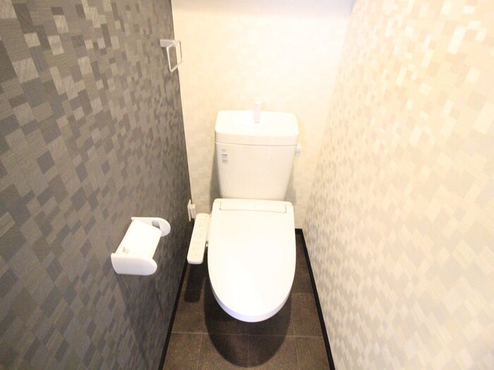 物件内観写真11　(トイレ)