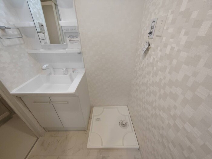 物件内観写真14　(洗濯機置場)