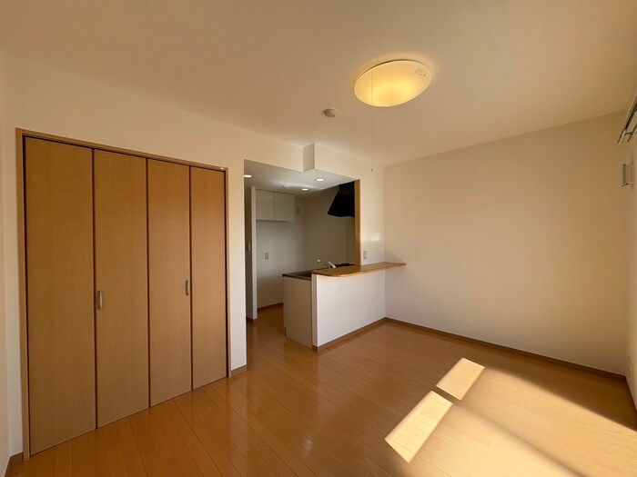 物件内観写真9　(居室)