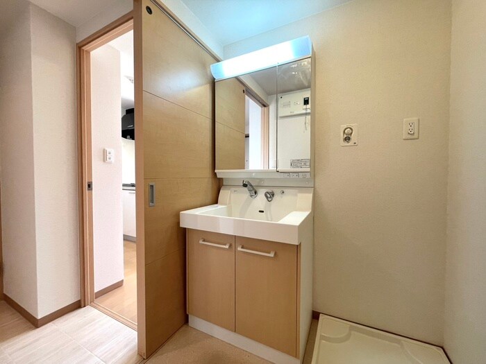 物件内観写真12　(洗面)