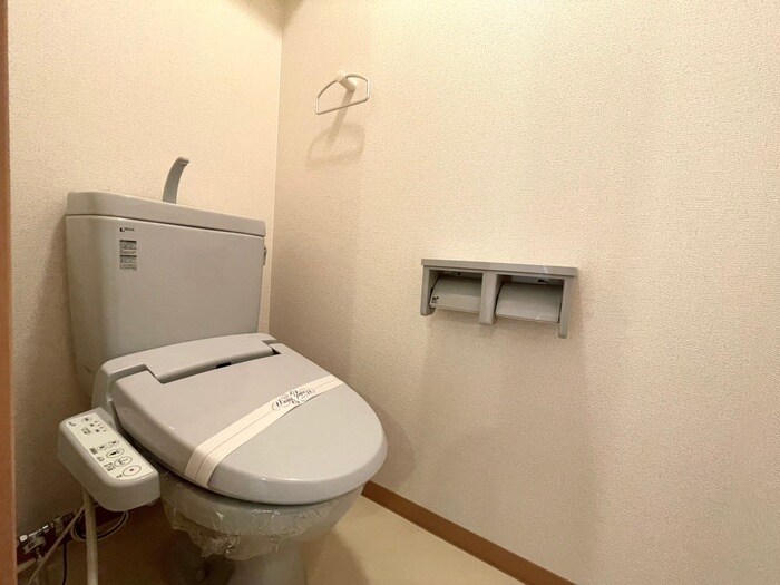 物件内観写真13　(トイレ)