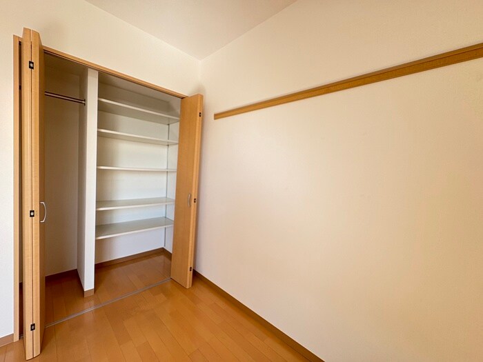 物件内観写真14　(収納)