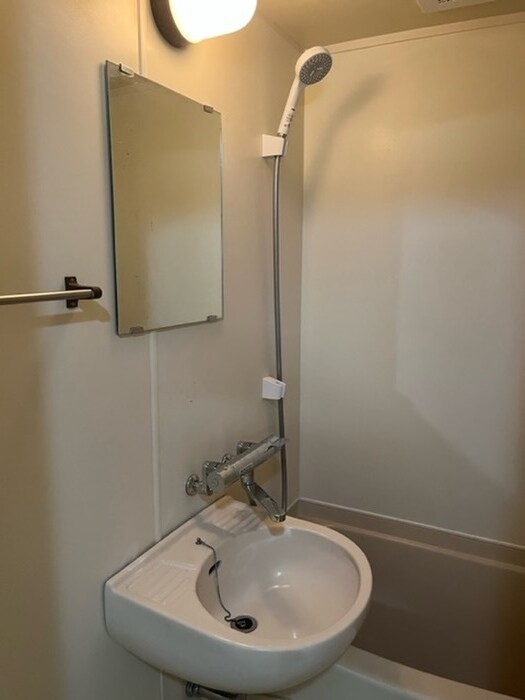 物件内観写真9　(洗面)